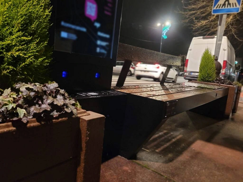 Smart city digital backlight advertising totem powered by solar energy with USB charging and LED lighting - intelligent urban green technology