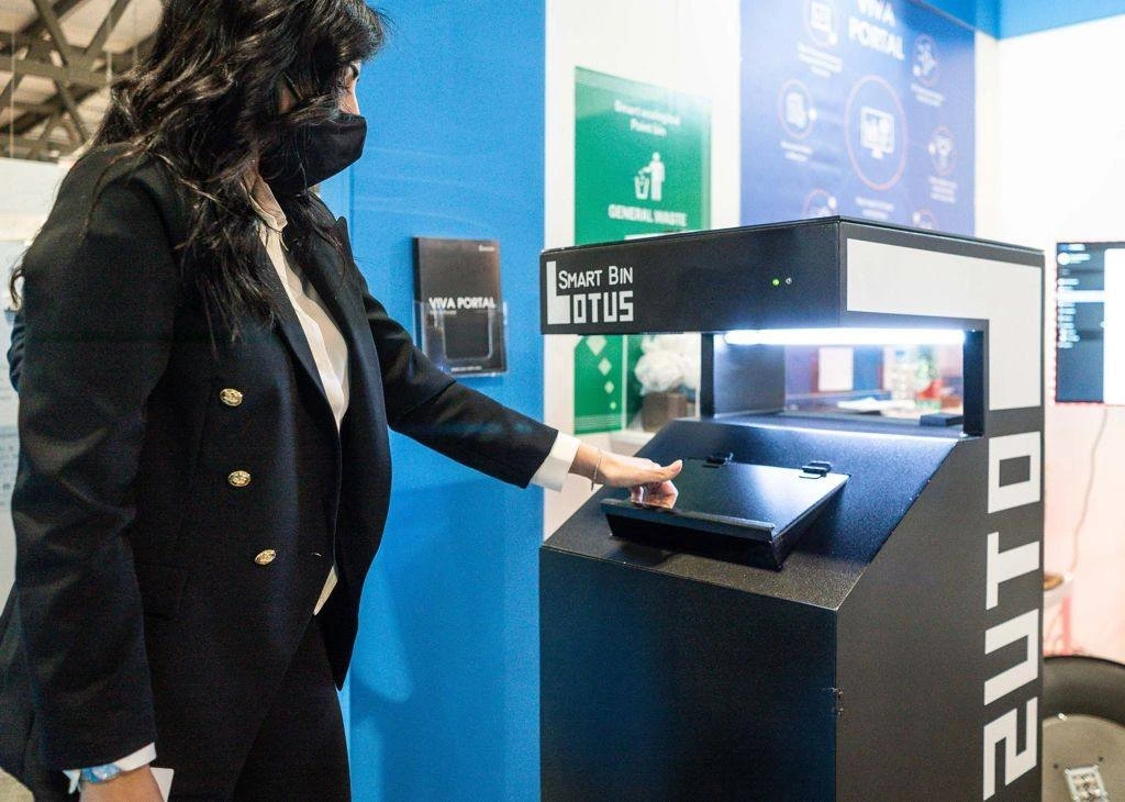 Smart Lotus bin with photovoltaic panel and IoT filling sensor 120 liters - intelligent waste collection for sustainable smart cities