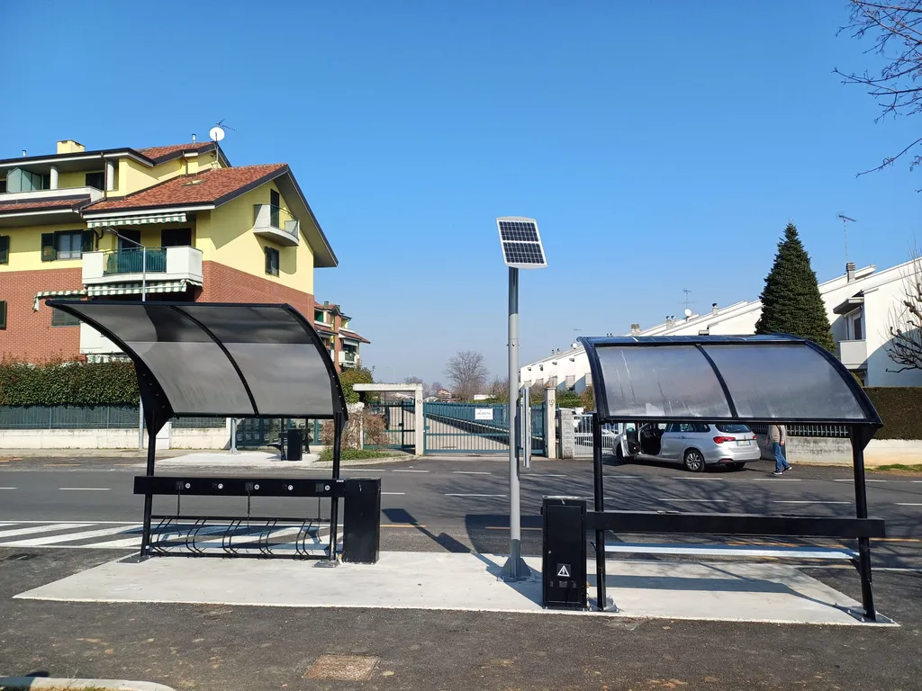 arco smart con panhina ricarica ebike doppia