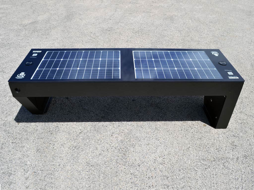 Panchina Viva Smart Bench Senza Schienale Fotovoltaica Foto 3