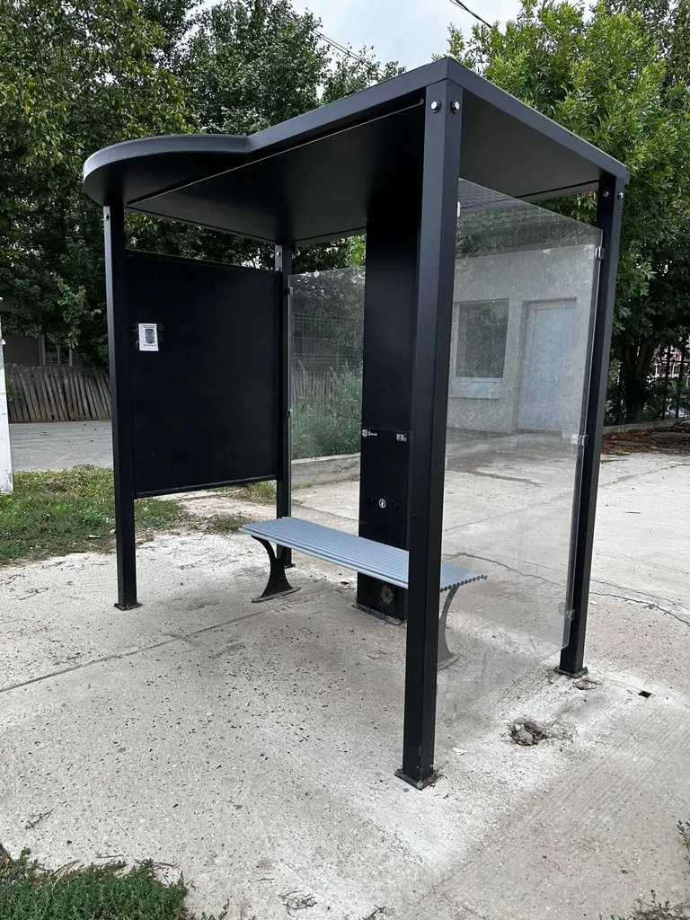 pensilina smart bus shelter with smart totem school usb wireless