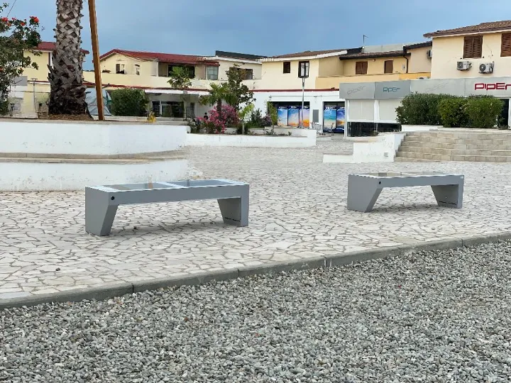 viva full bianca piazza